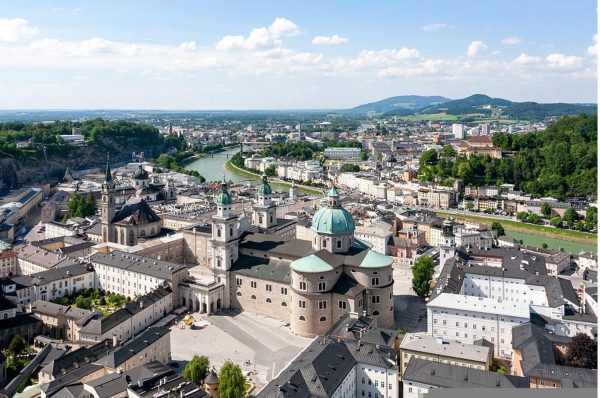 مدينة سالزبورغ
المعالم السياحية في النمسا