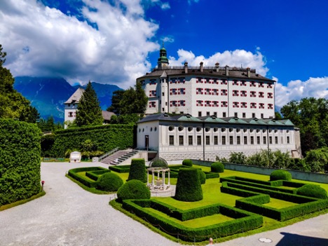 قلعة أمبراس
المعالم السياحية في النمسا